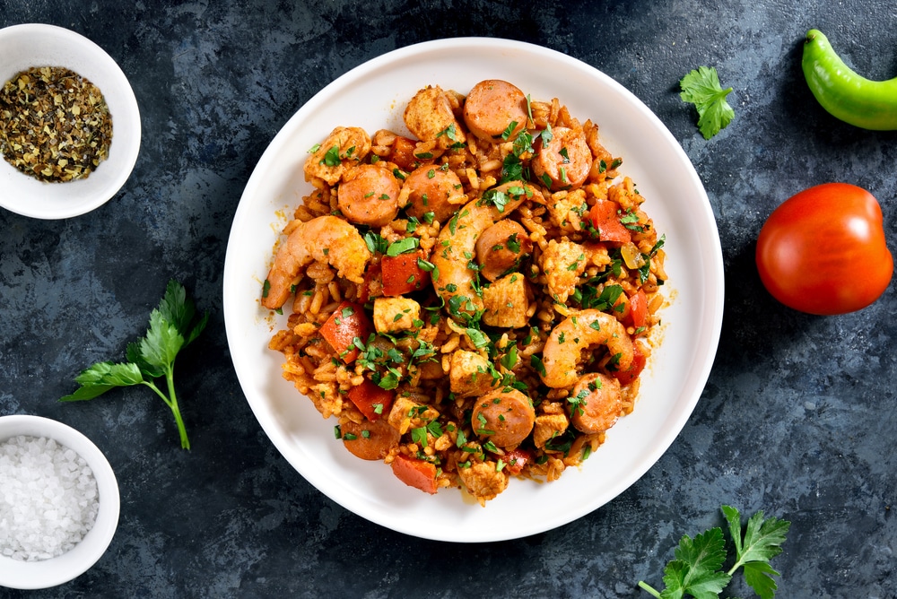 Creole,Jambalaya,With,Rice,,Smoked,Sausages,,Chicken,Meat,And,Vegetables